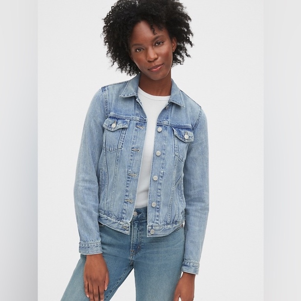 GAP Light Blue Icon Denim Jacket